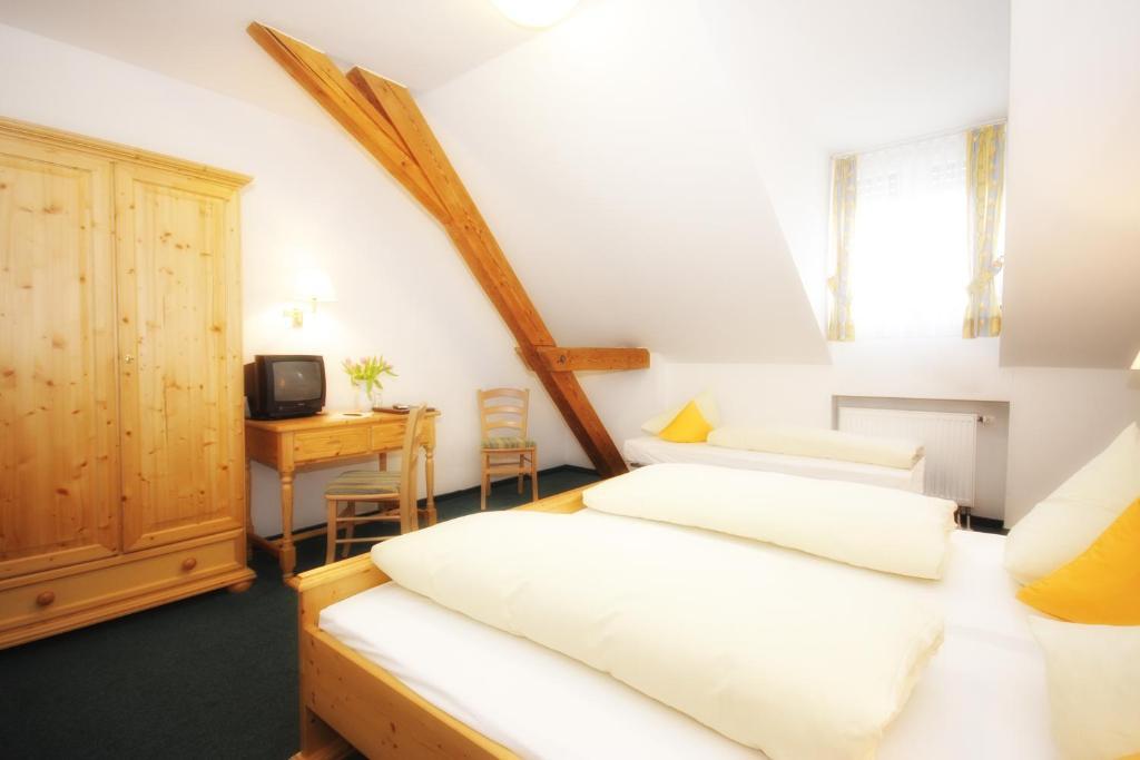 Hotel Trasen Waldkraiburg Habitación foto