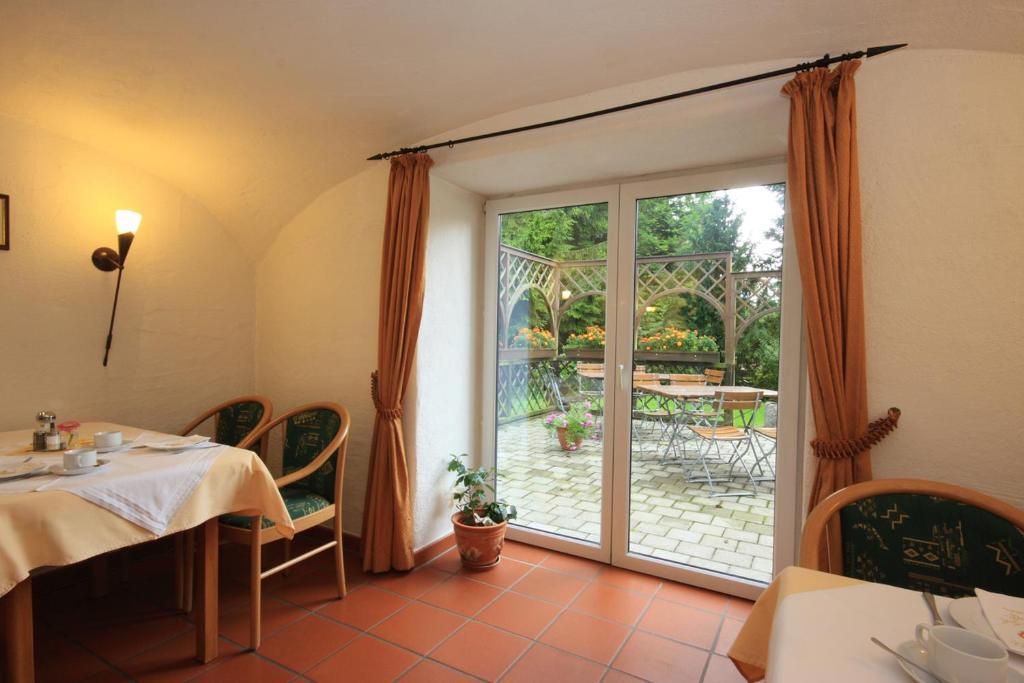 Hotel Trasen Waldkraiburg Exterior foto